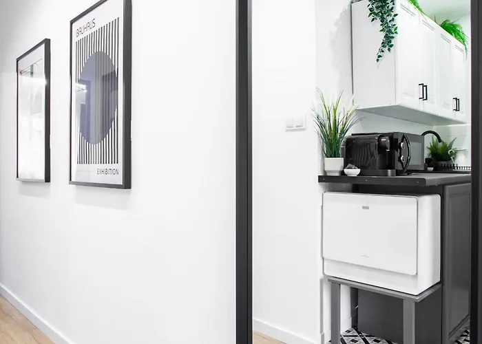 Nowowiejskiego 22 - Centrum * ポズナン