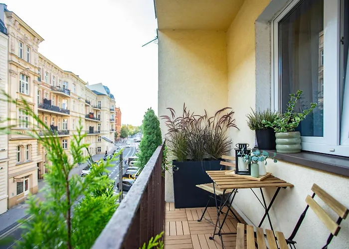 Nowowiejskiego 22 - Centrum